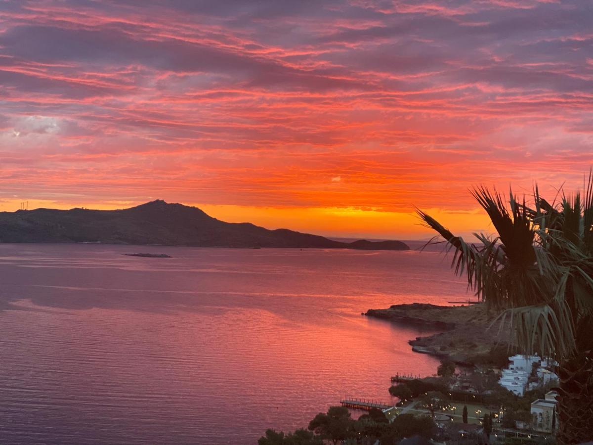 Breathtaking Sea View With A Peaceful Garden Bodrum