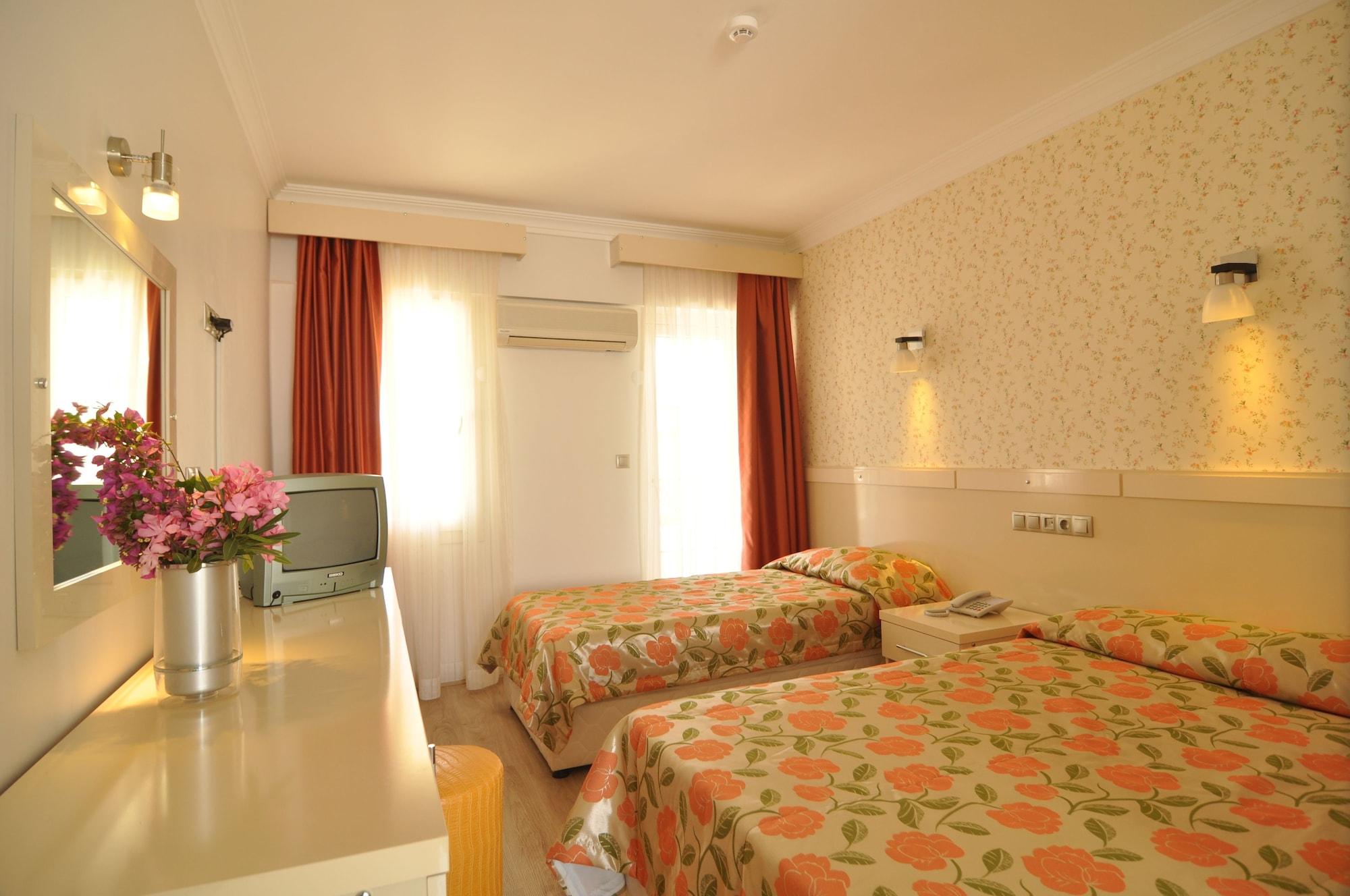 Delfi & Wellness Center Hotel Bodrum