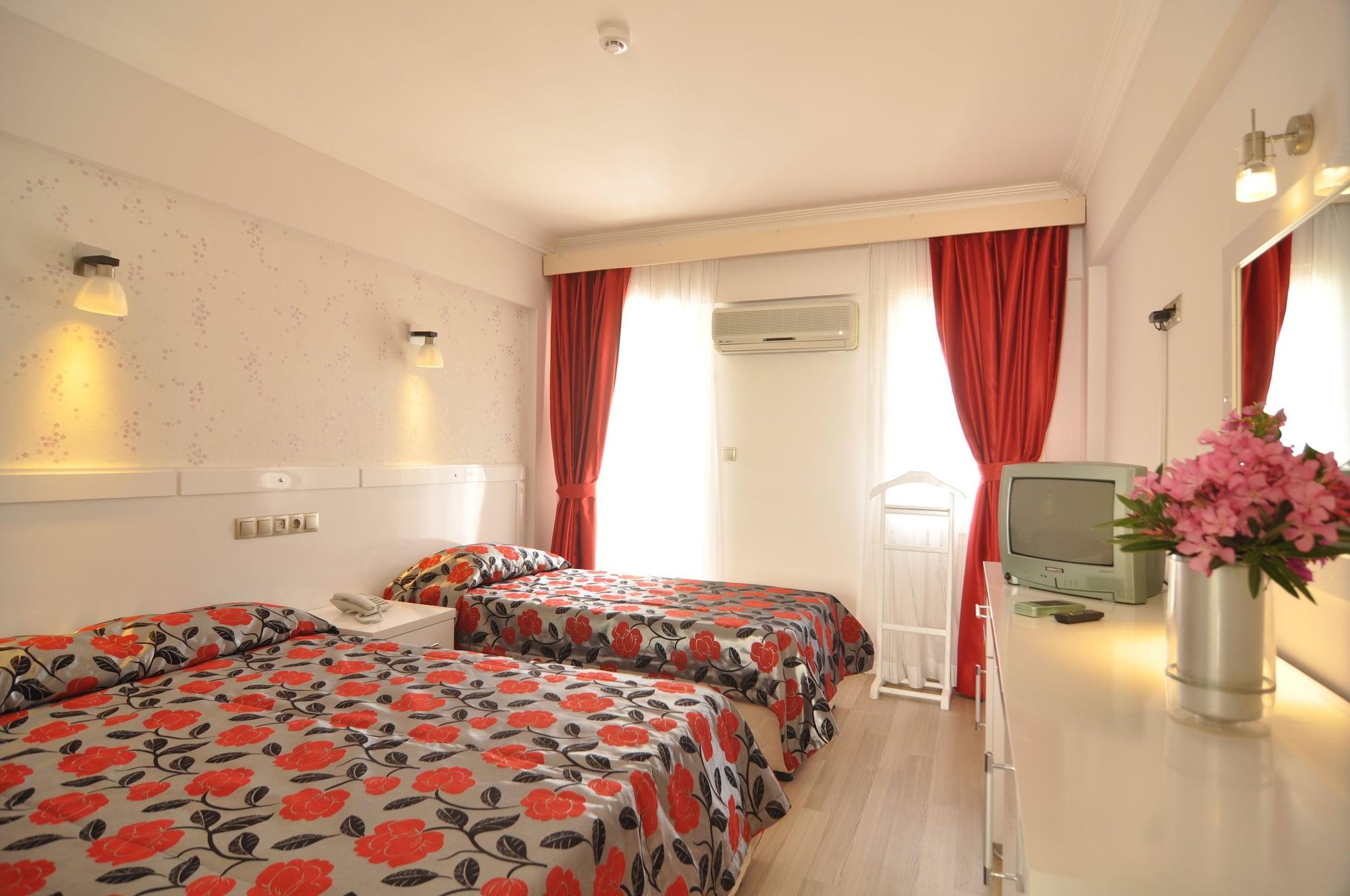 Hotel Delfi & Wellness Center 2*
