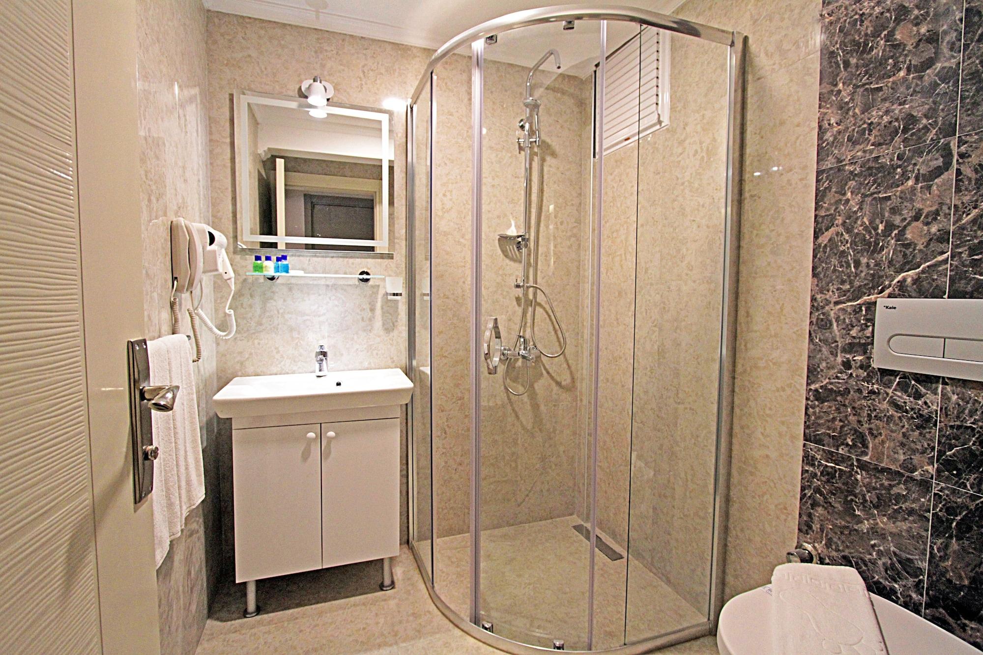 The Life Center Bed & Breakfast 3*