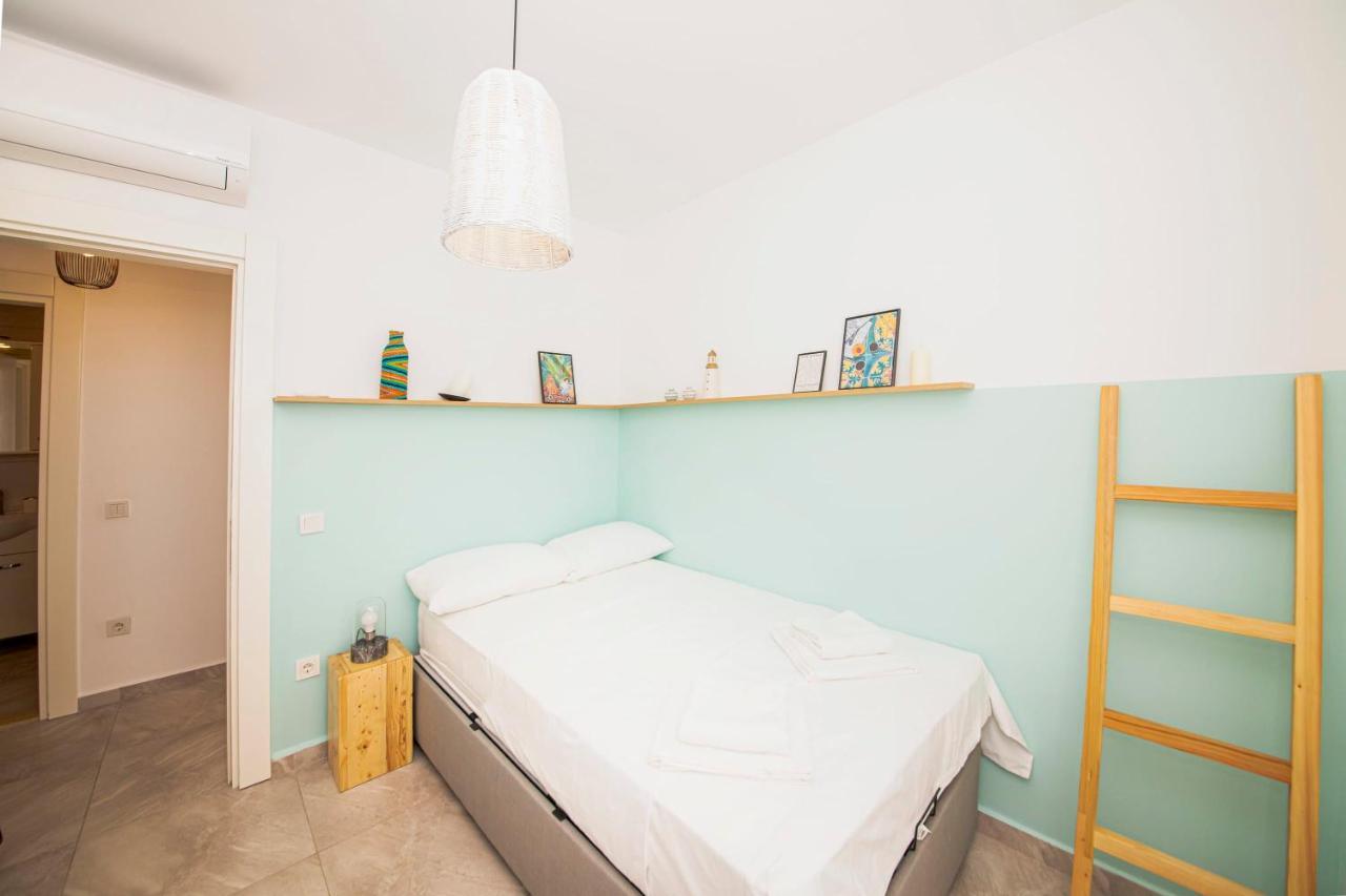 Amazing House With Balcony 1 Min Walking Distance To The In Vakantiehuis
