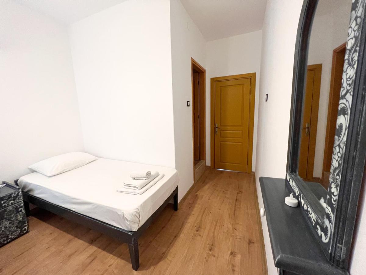 Aparthotel Kaya & 3*