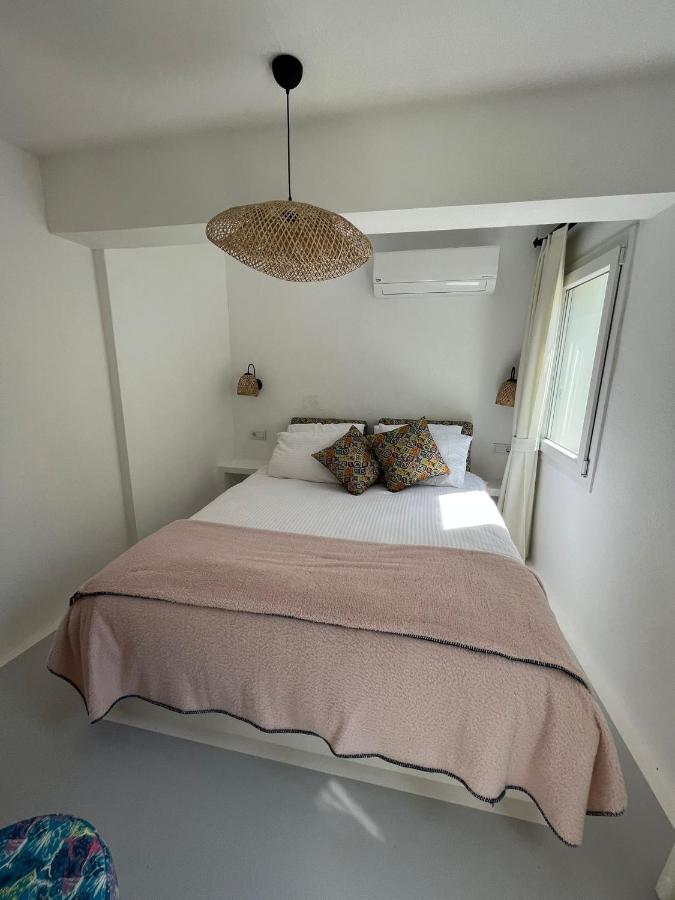 Vakantiehuis Mel's Garden House In The Heart Of The *