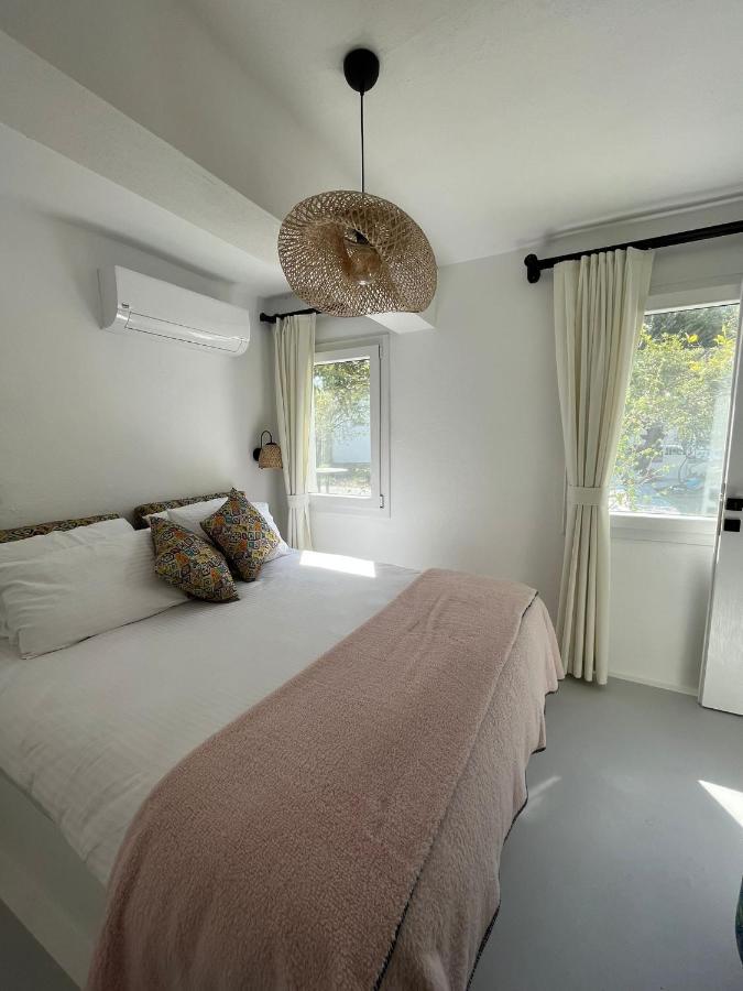 Vakantiehuis Mel's Garden House In The Heart Of The *