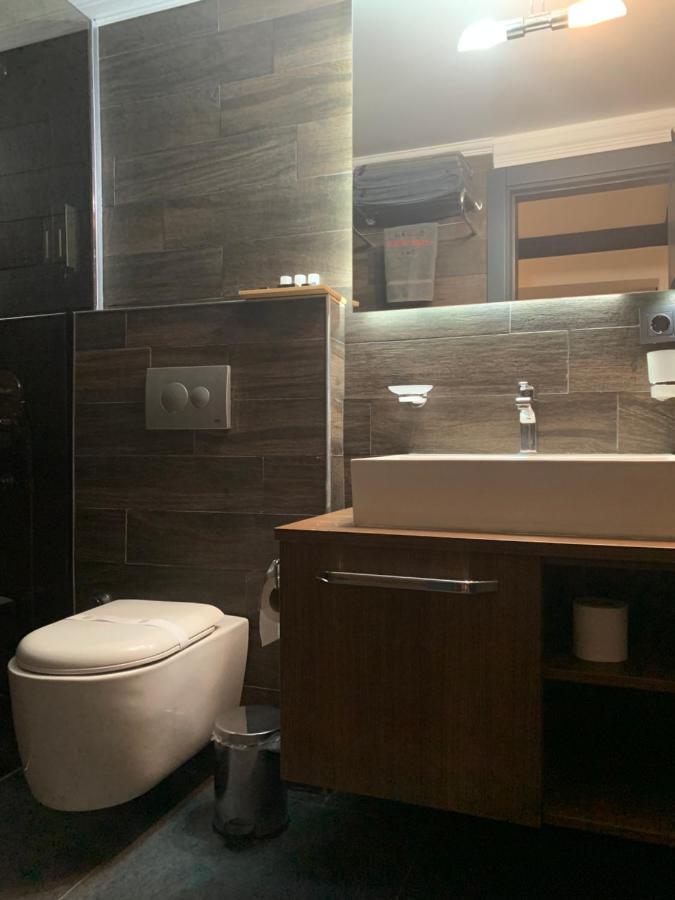 Art & Interiors Gumbet