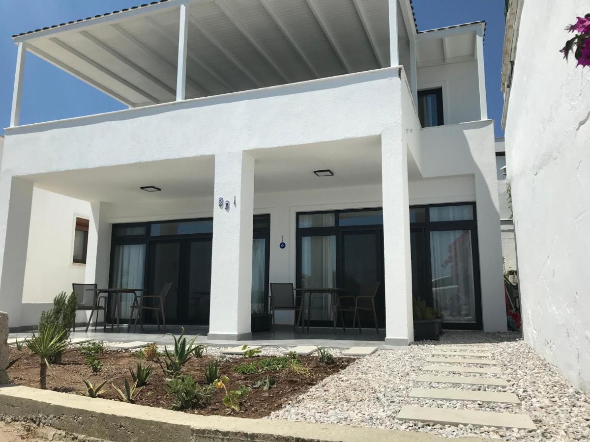Apartment Mert Homes