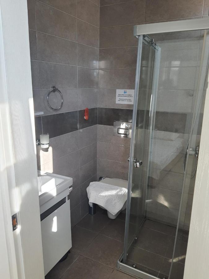 Otel R House 3*