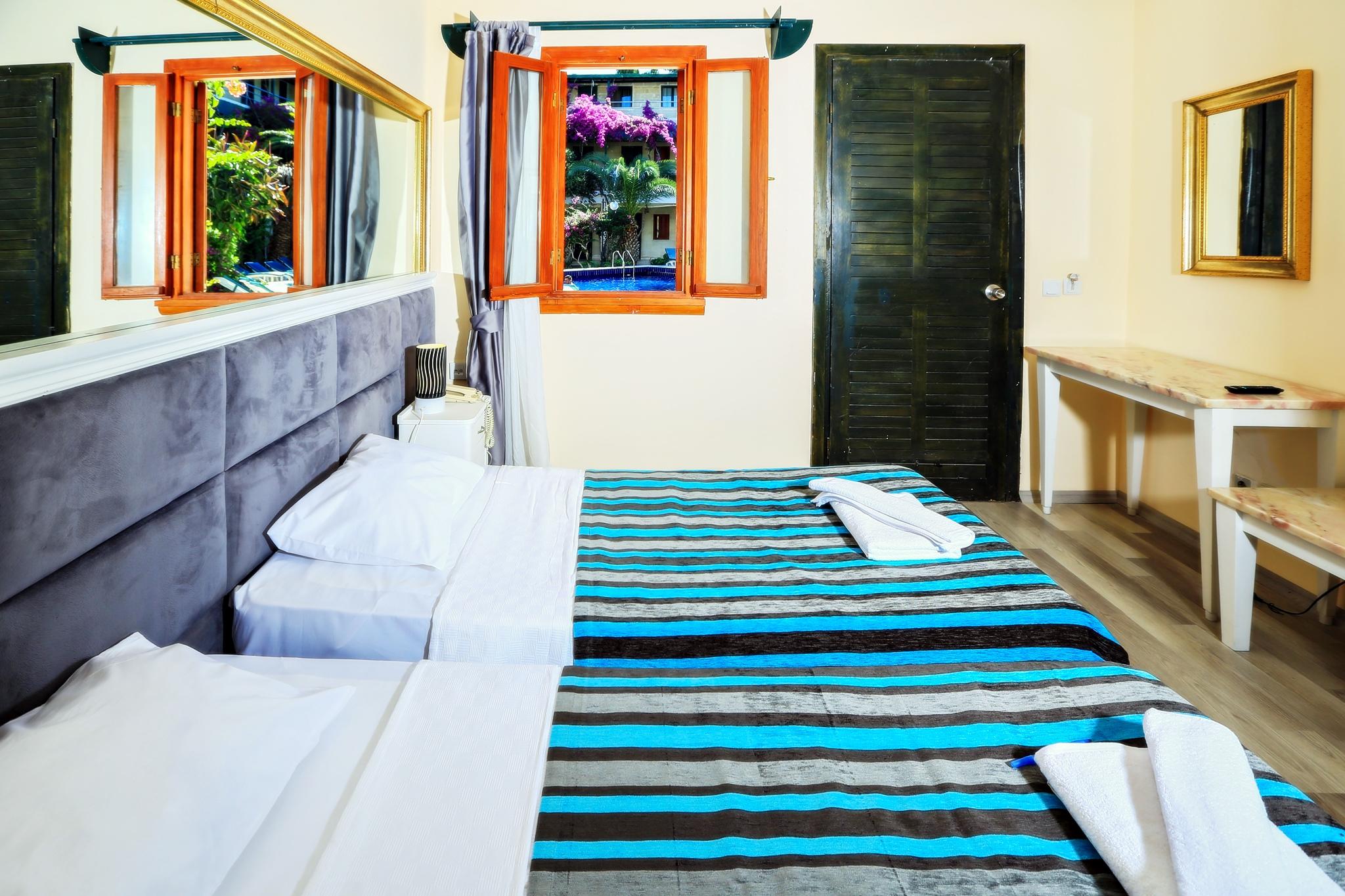 Skylife Hotel