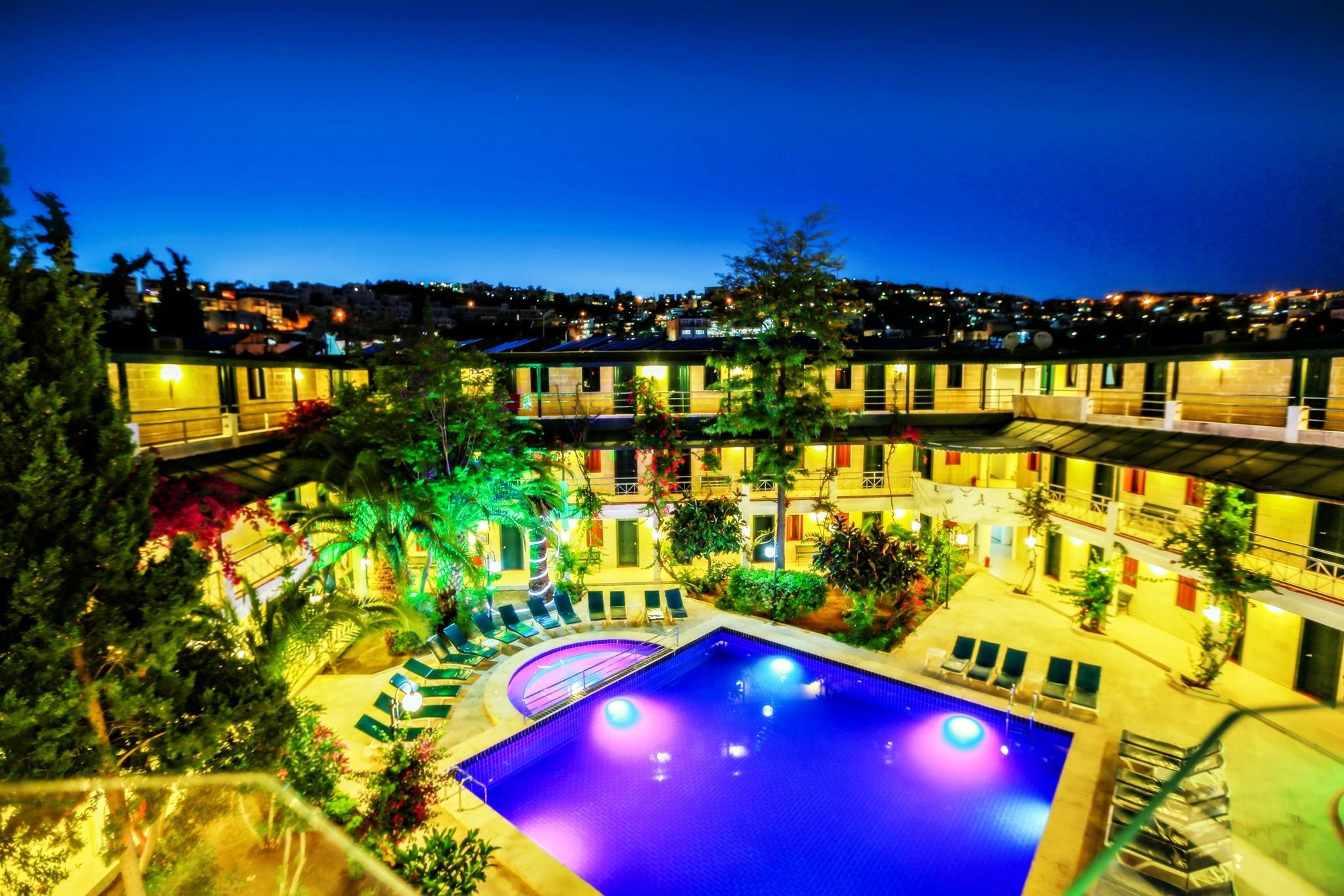 Skylife Hotel 3*