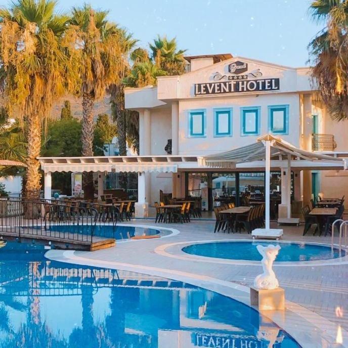 Hotel Grand Levent 4*