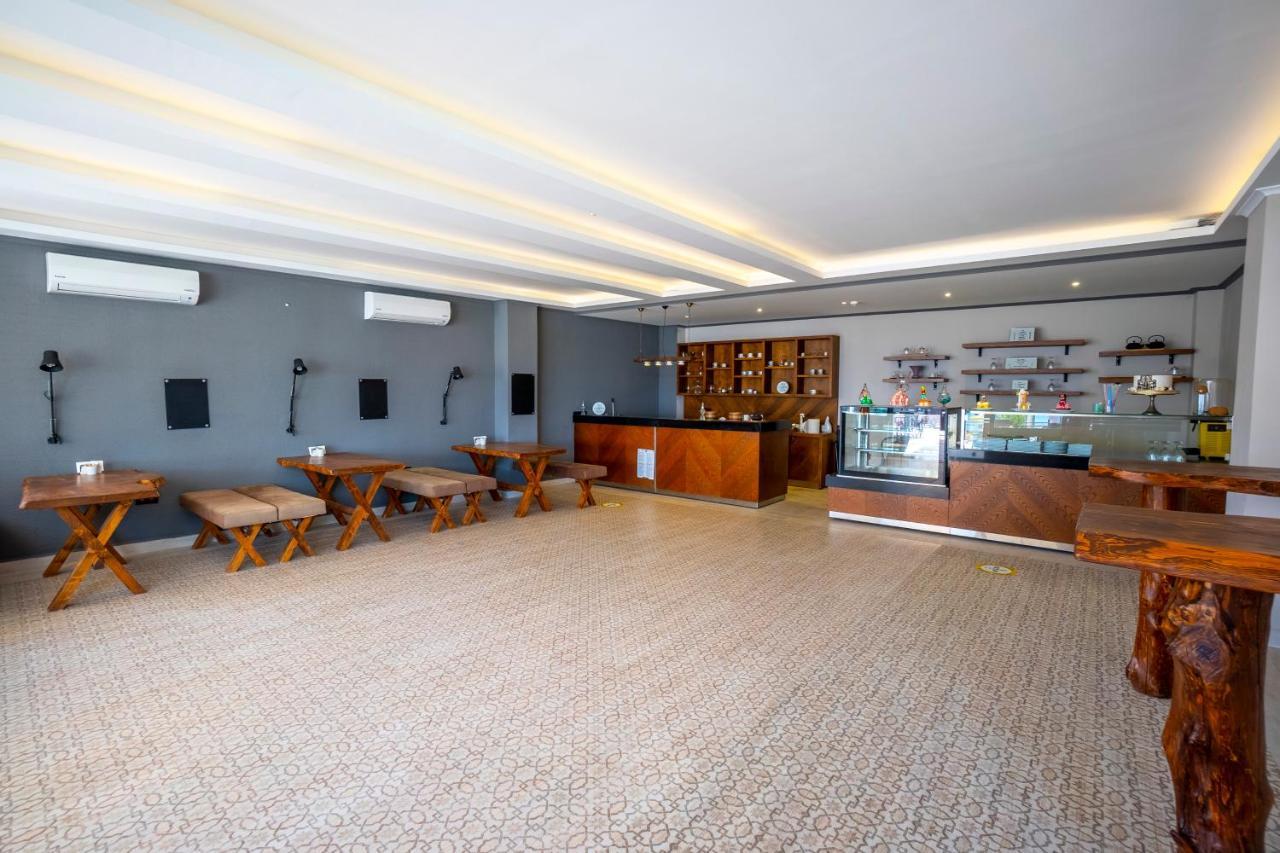 Azka Resort 5*