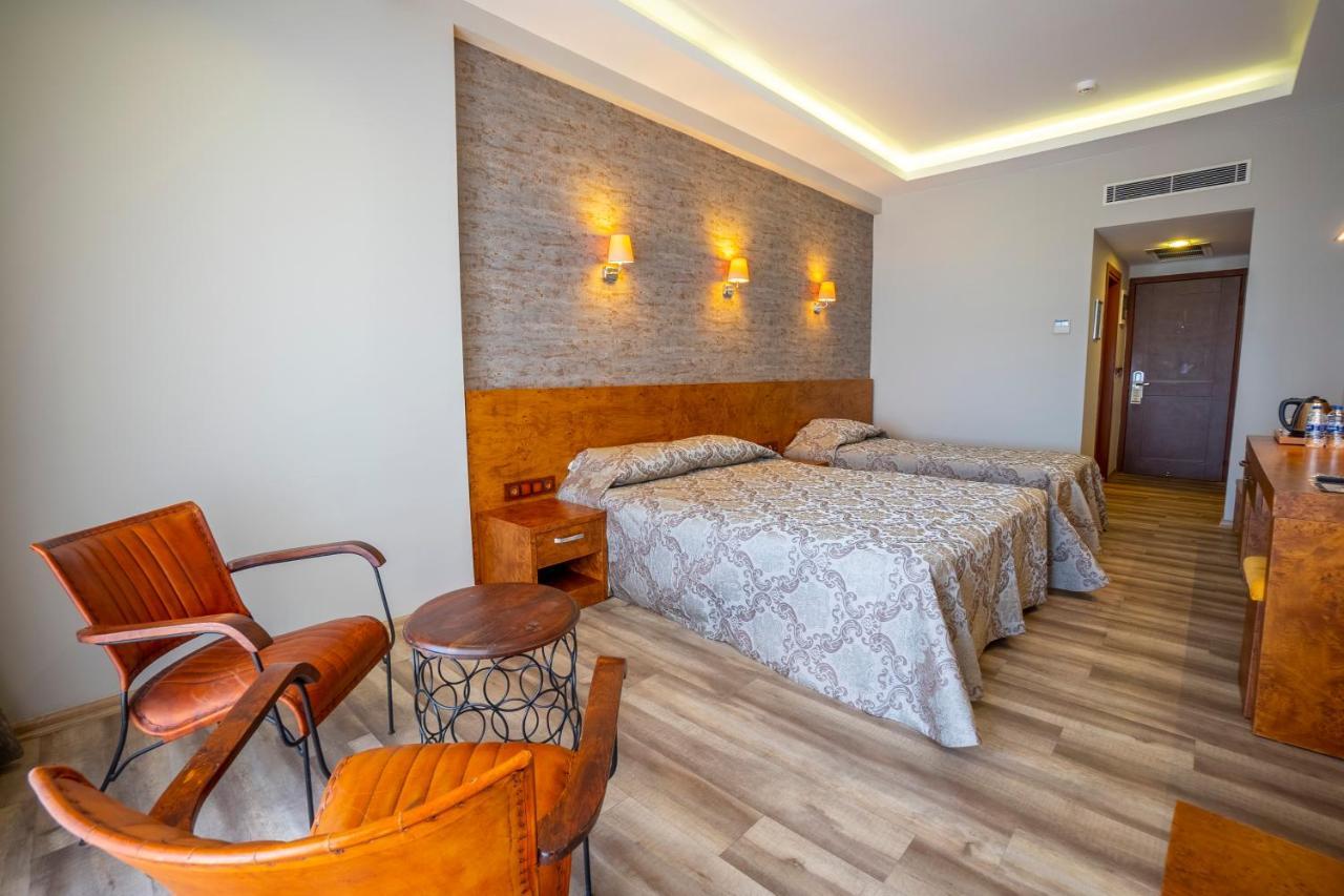 Azka Resort
