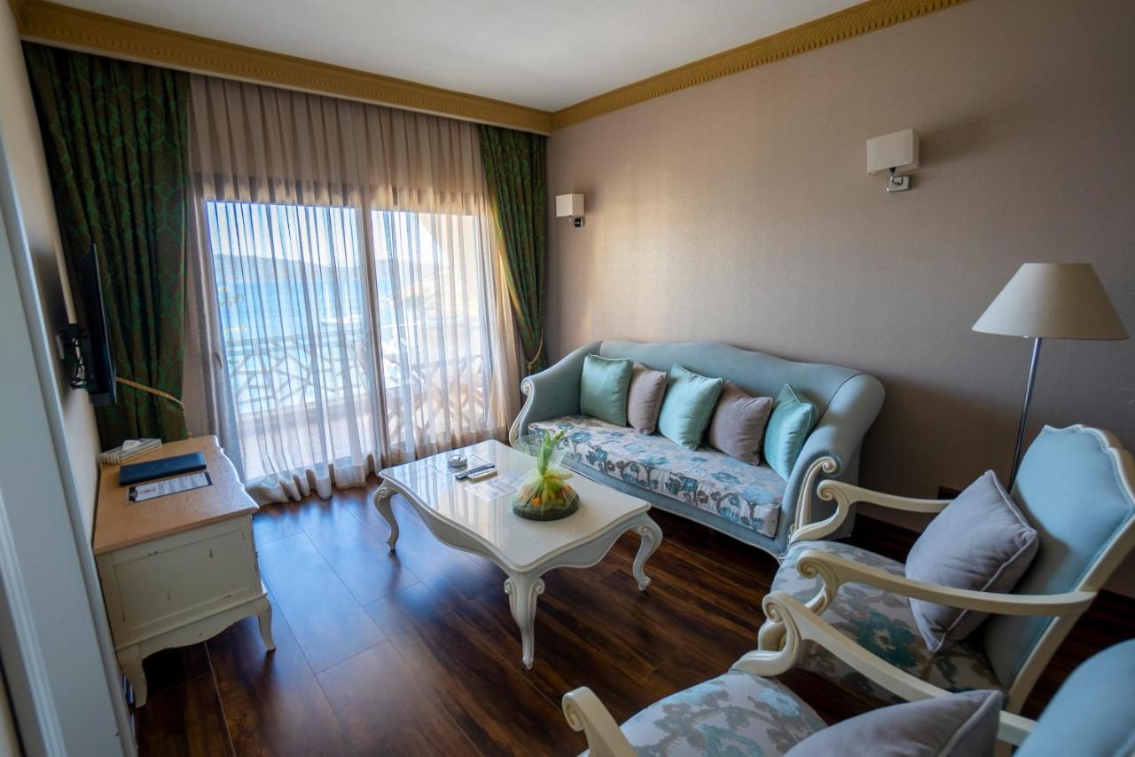 Resort Azka 5*