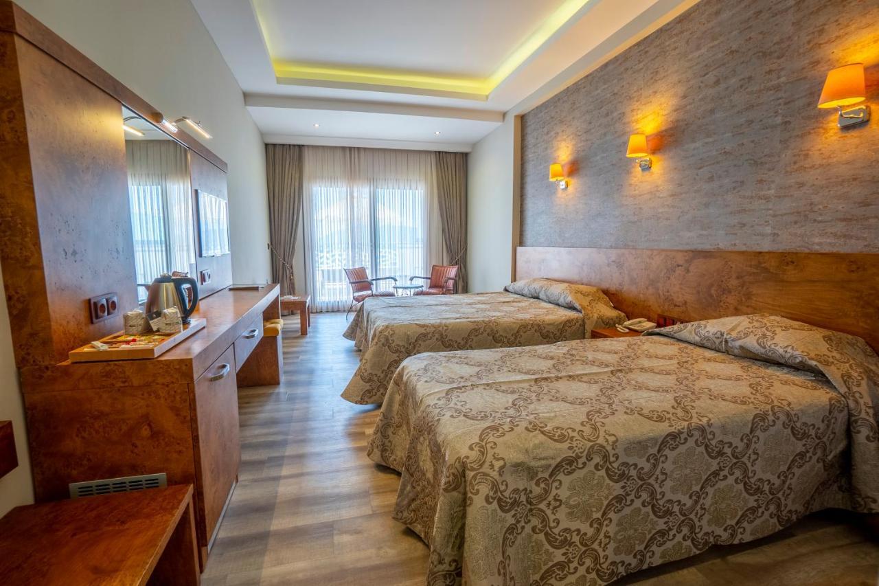 Azka Resort 5*