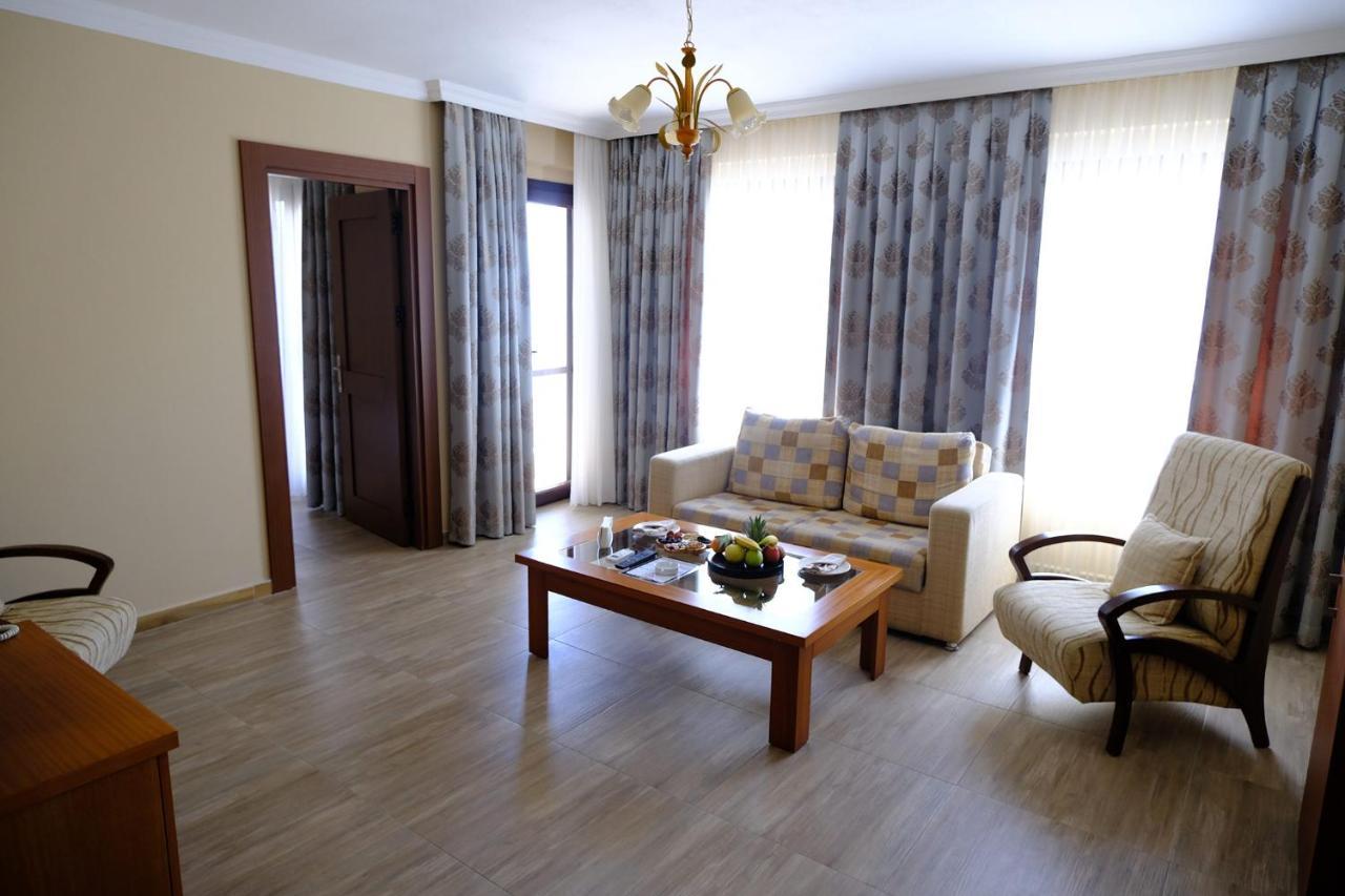 Azka Resort 5*