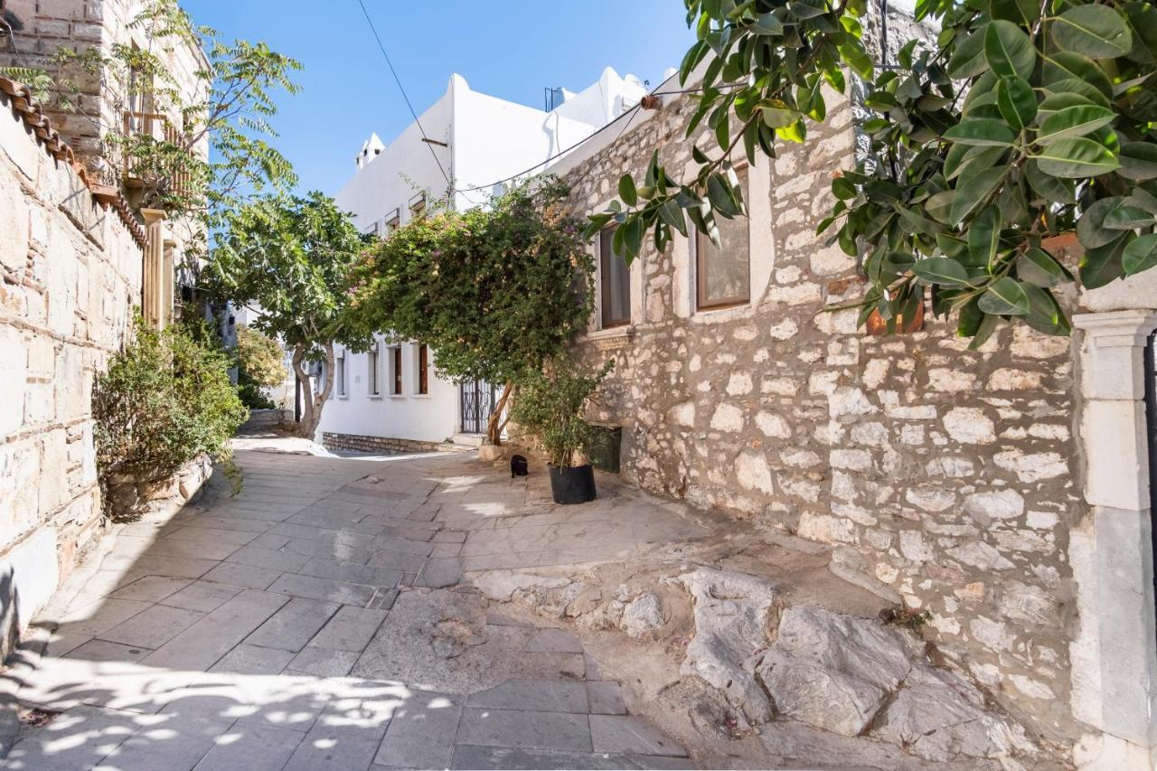 18th Century Renovated Stone House, Terrace, Free Fast Wi-fi Bodrum