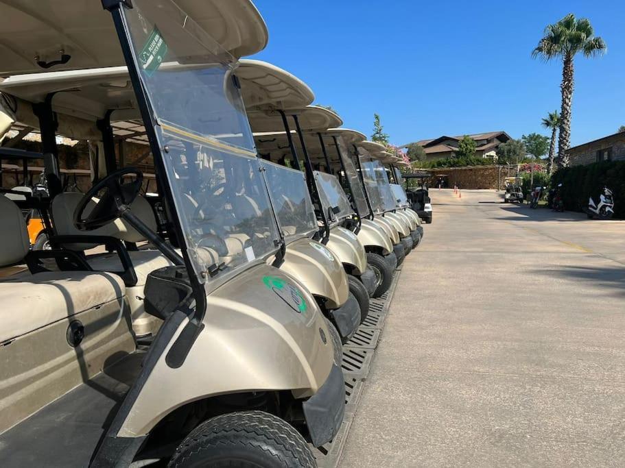 Enjoy Playing Golf, Where Luxury Meets Peace. Villa *