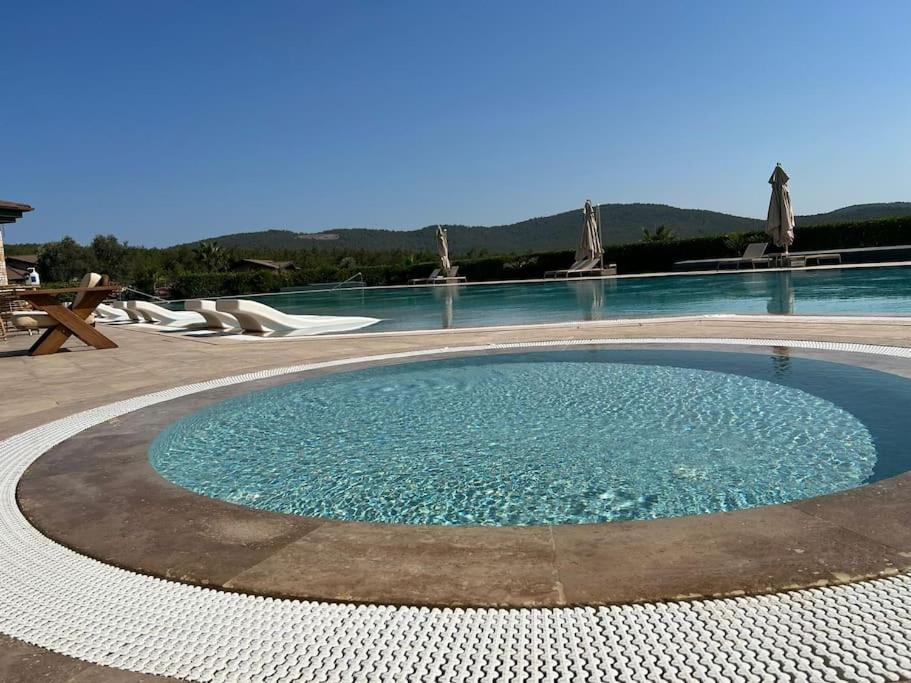 Villa Enjoy Playing Golf, Where Luxury Meets Peace.