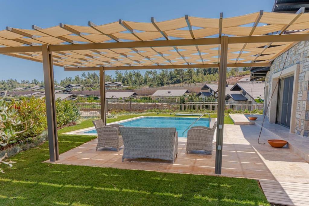 Enjoy Playing Golf, Where Luxury Meets Peace. Villa *