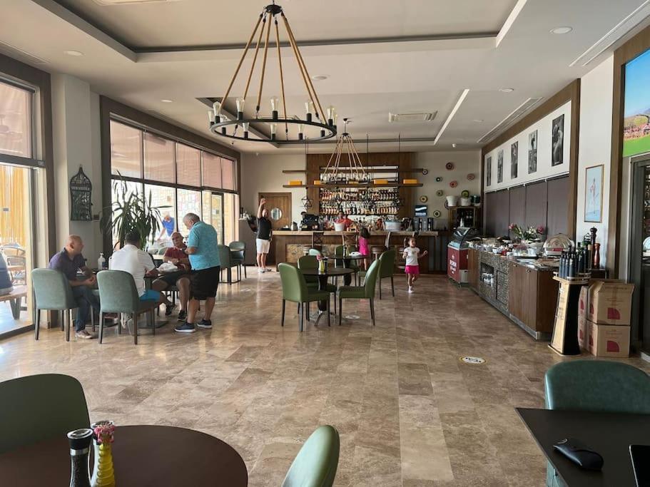 Enjoy Playing Golf, Where Luxury Meets Peace. Villa