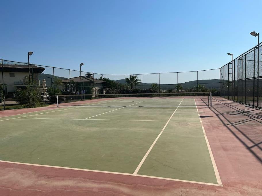 Enjoy Playing Golf, Where Luxury Meets Peace. Villa