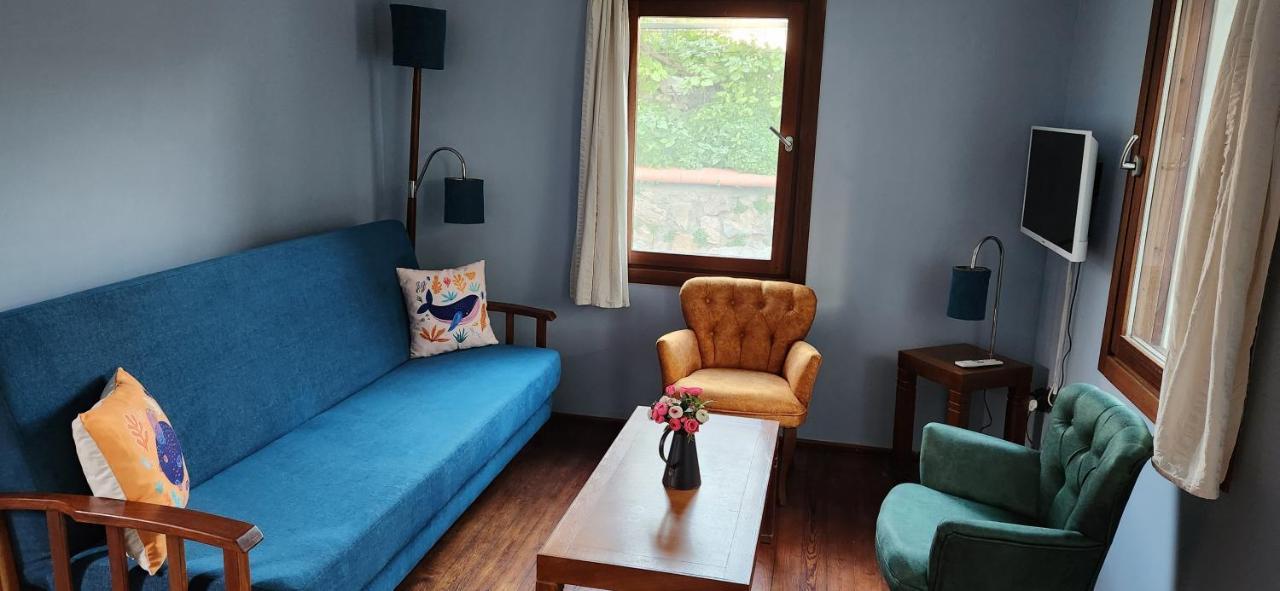 Aparthotel Stone House 3*