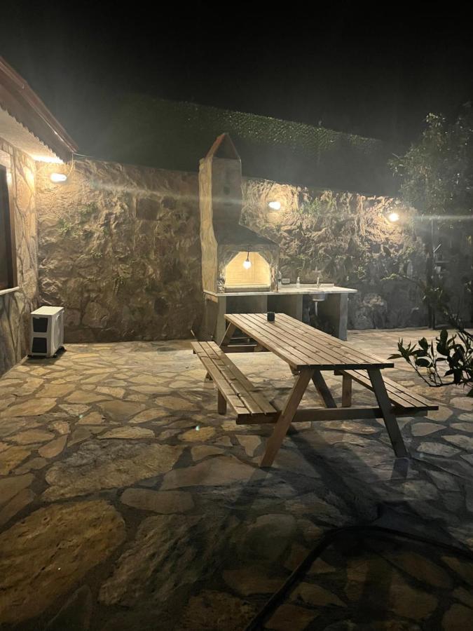 Rock Houses Gundogan Apartment