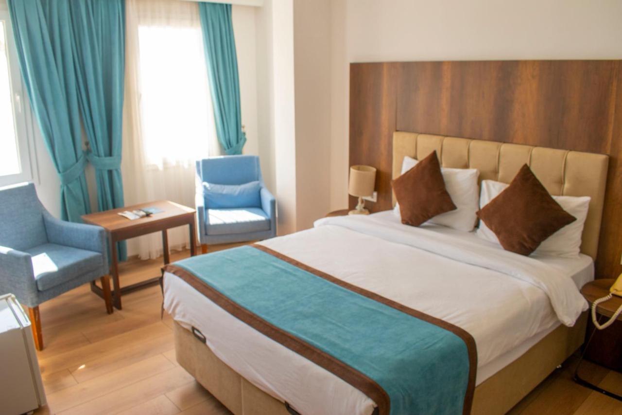 Dinc Bed & Breakfast