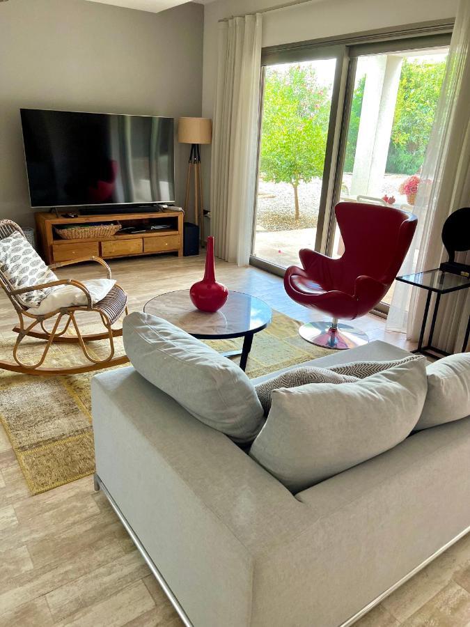 Cute Home, Modern 2 1 Stand Alone House With Garden, Near The *