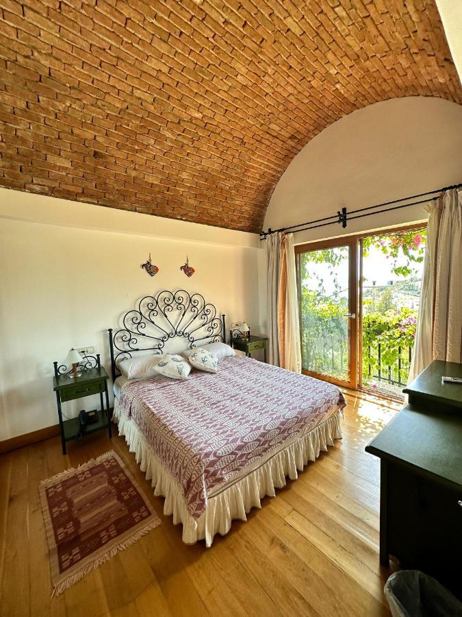 Munahan Bed & Breakfast *