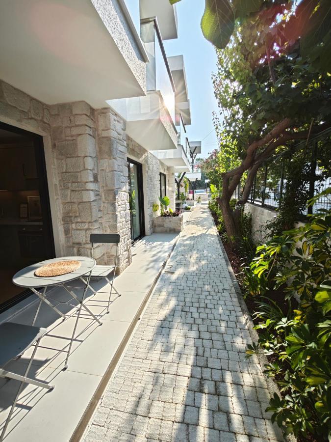 Aparthotel Local House