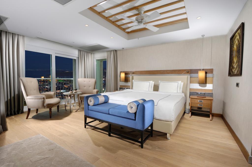 Hotel Regnum Escana 3*