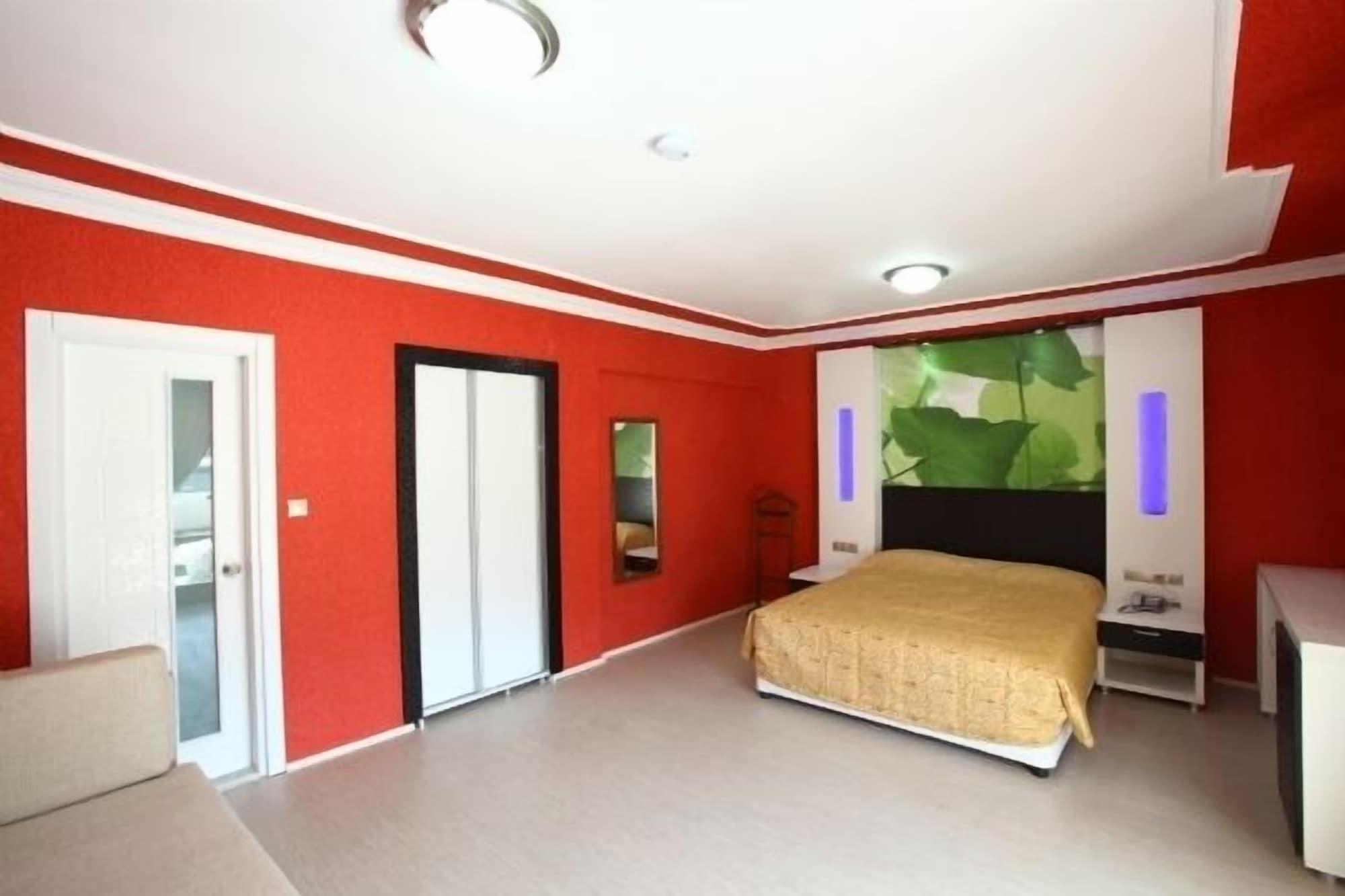 Hotel Delfi & Wellness Center 2*