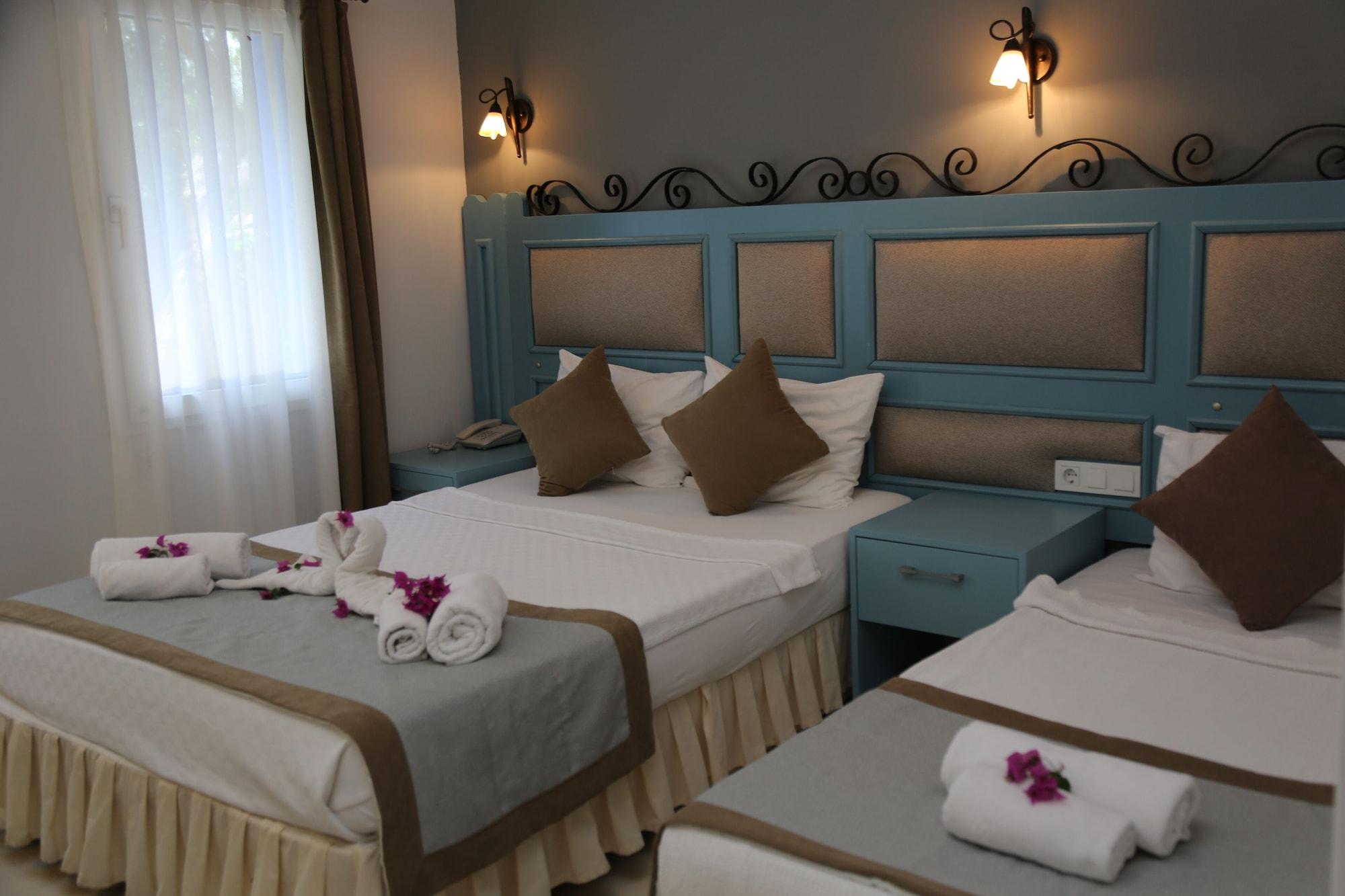 Atrium Hotel 3*