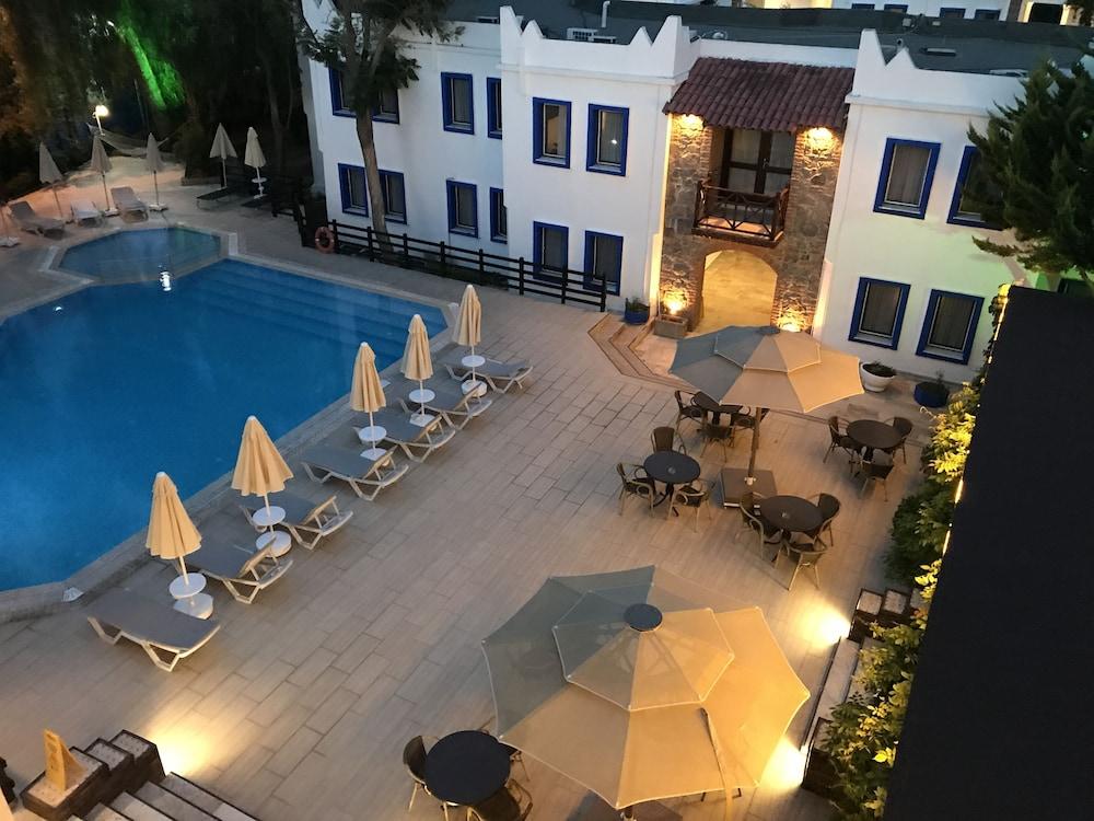 Atrium 3* Bodrum