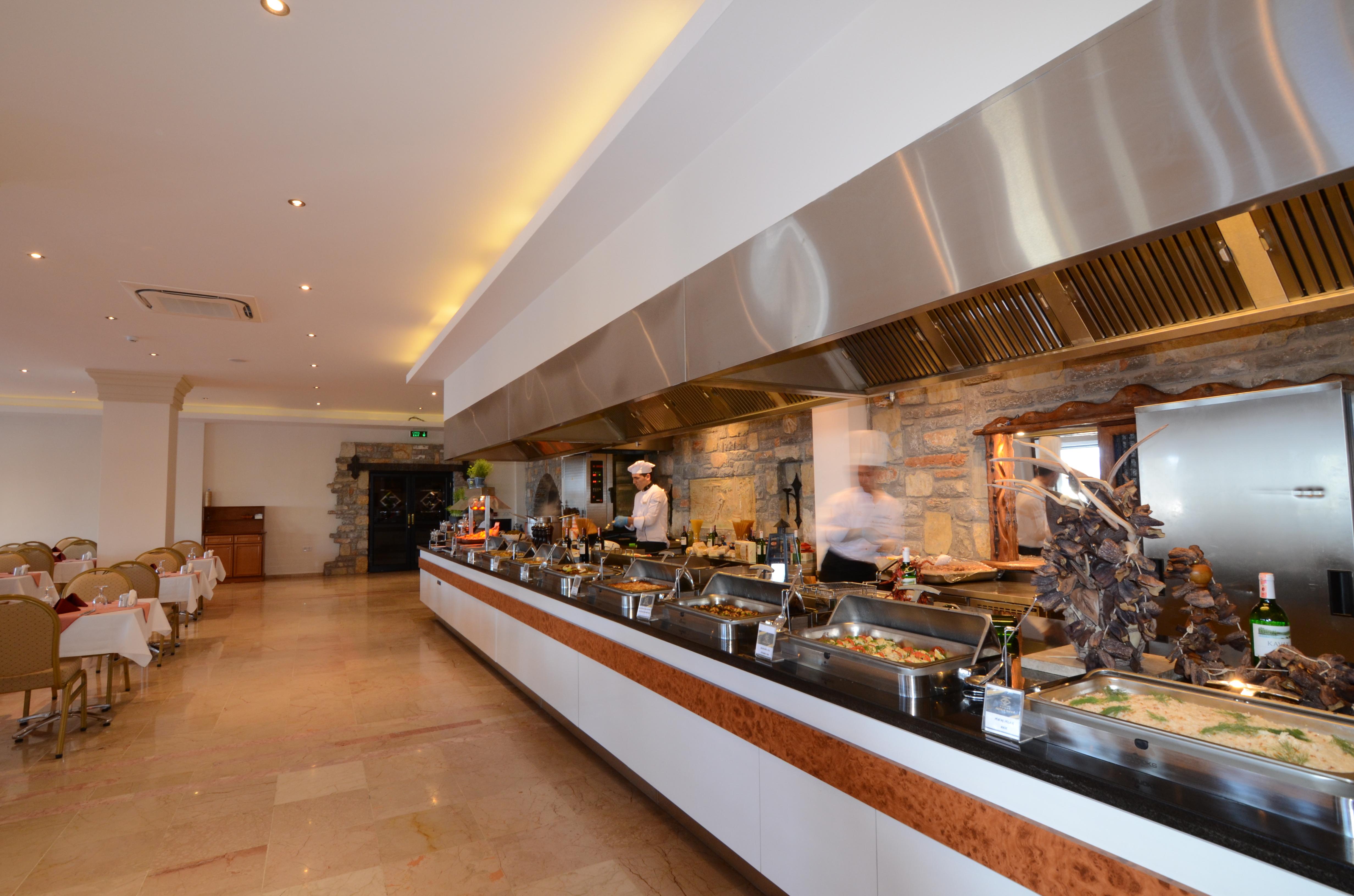 Azka Resort 5*