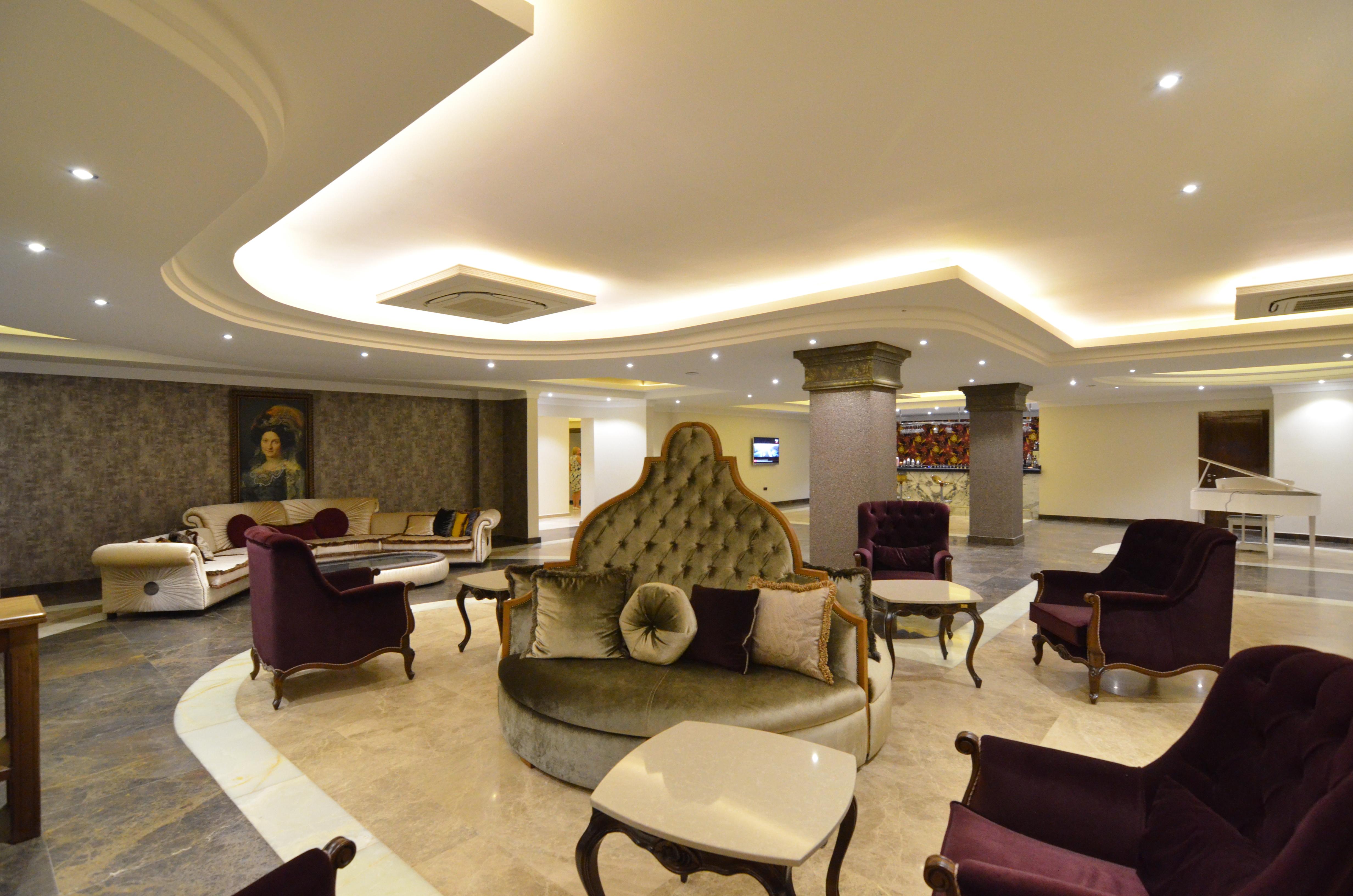 Azka Resort
