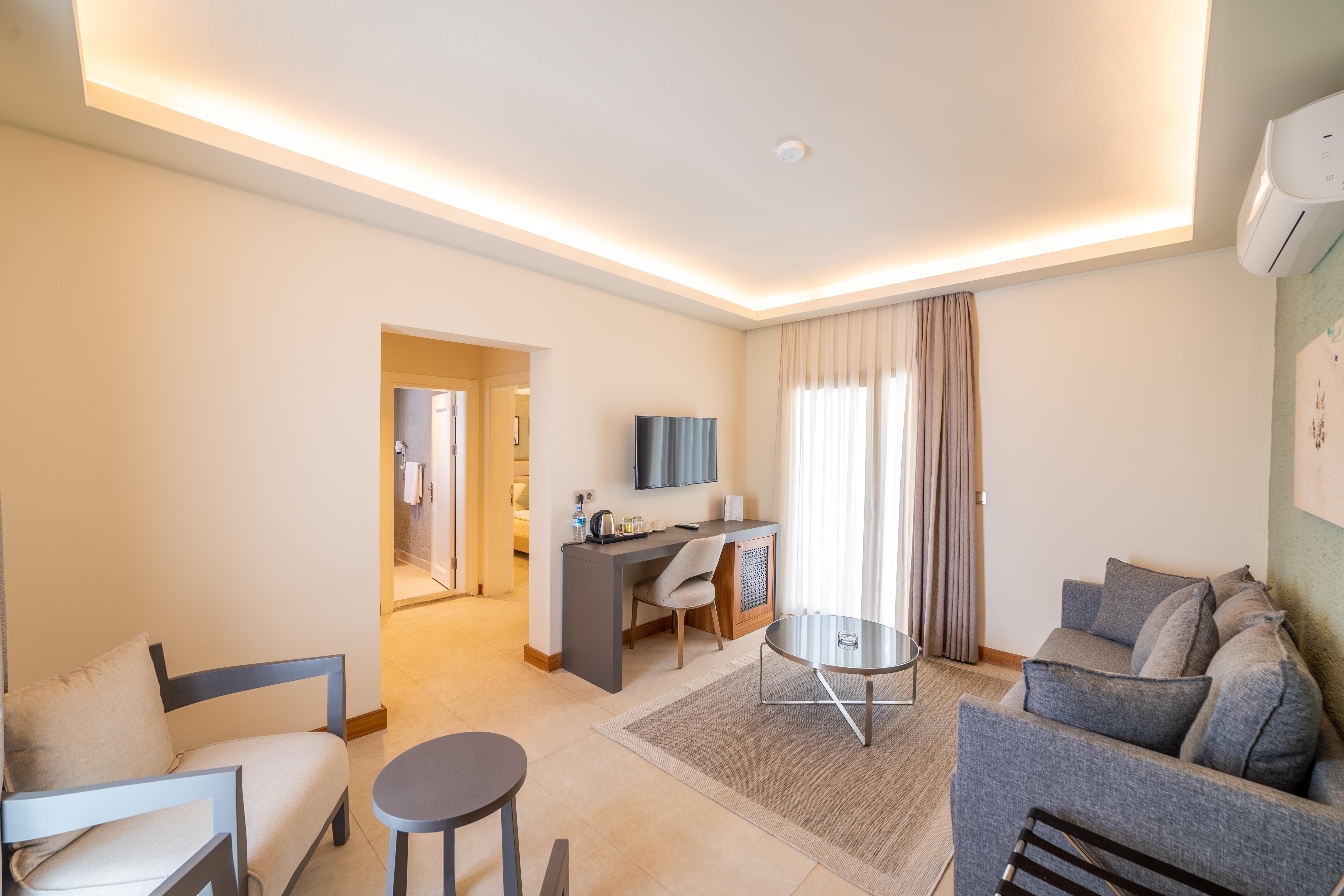 Moyo Luxury & Otel 3*