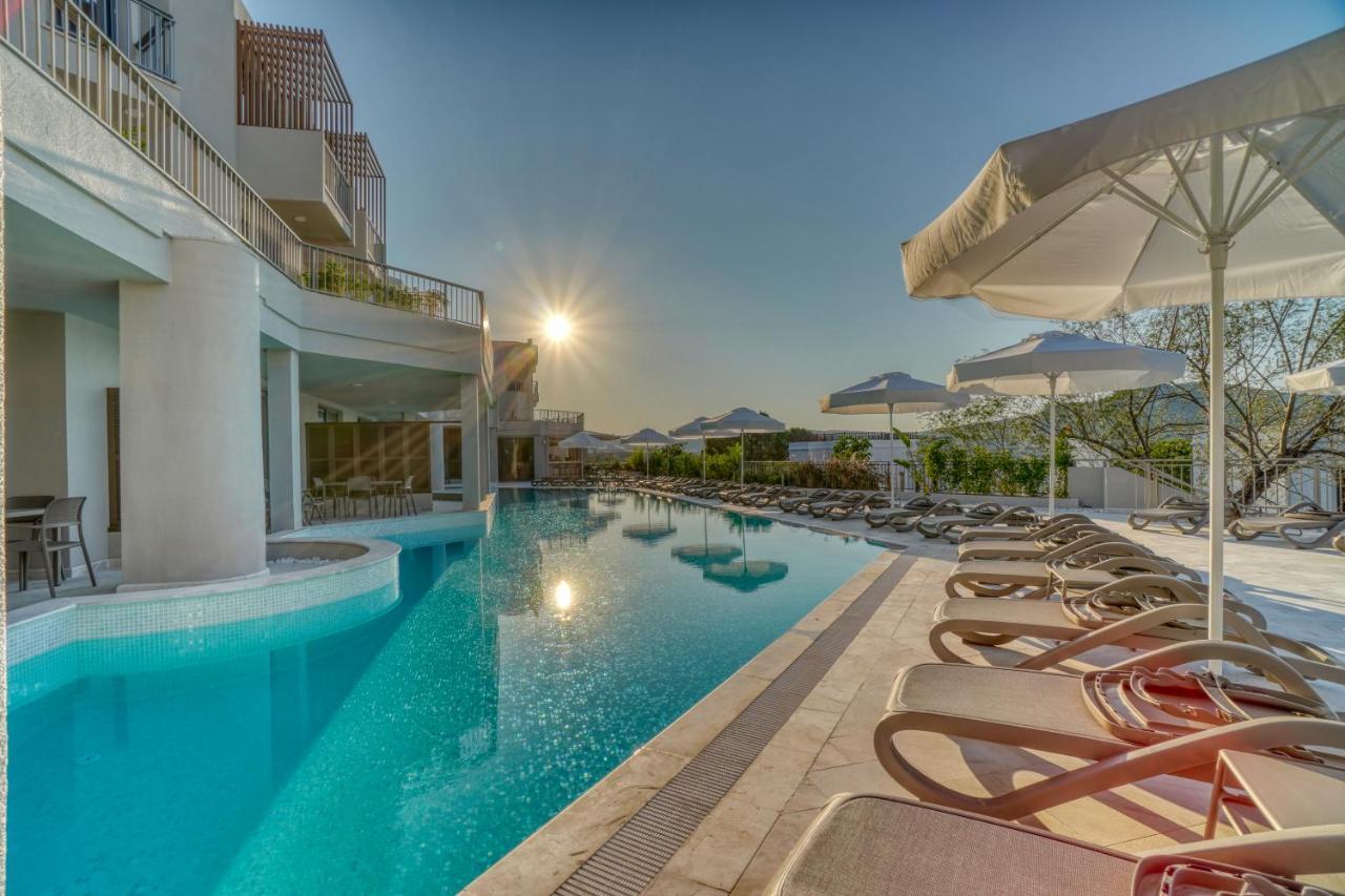 Olira Tuerkbuekue Residences Hotel *
