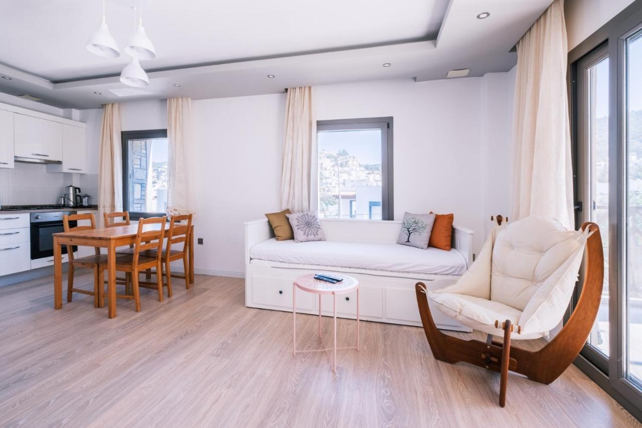 Chic Flat W Balcony 3 Min To In Apartamento Bodrum