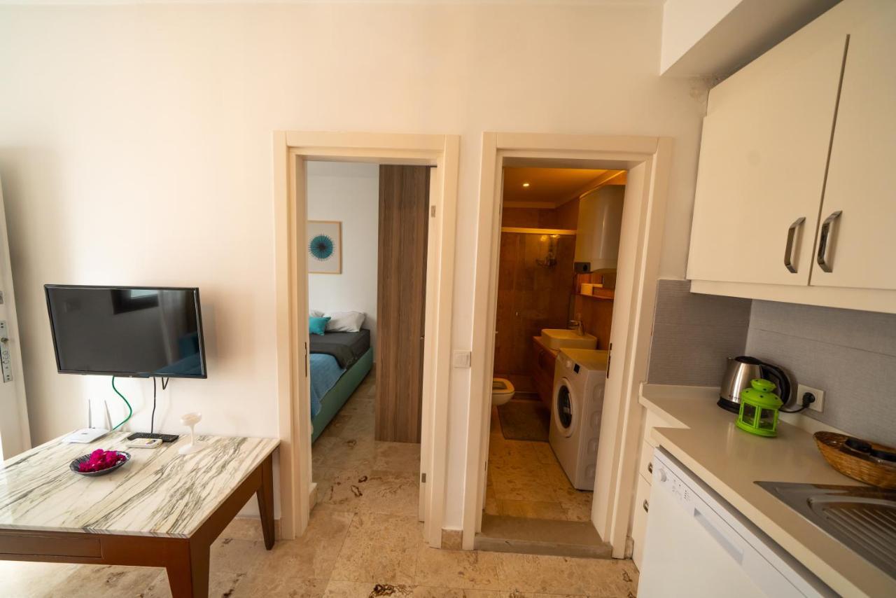 Aparthotel Ilya 1 *