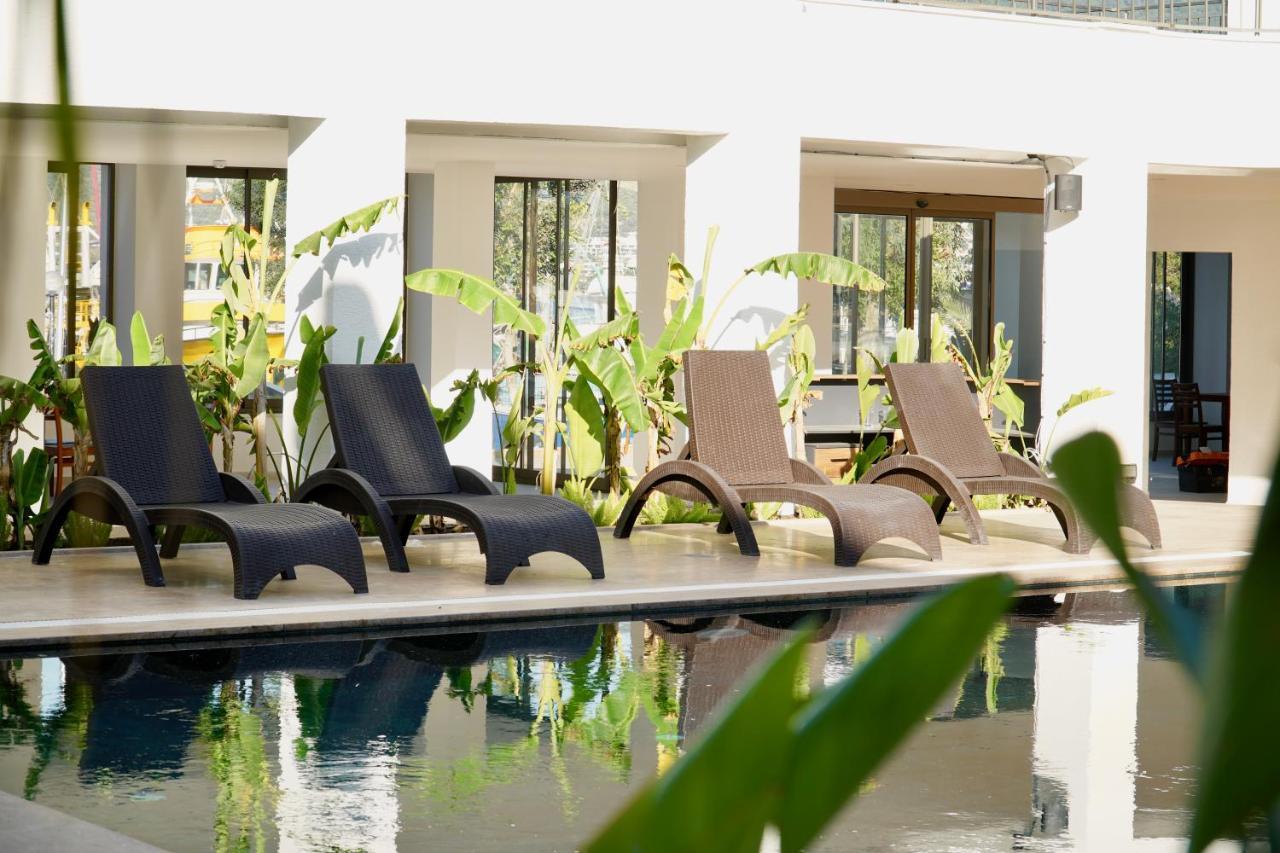 Torba Buk Hotel 3*