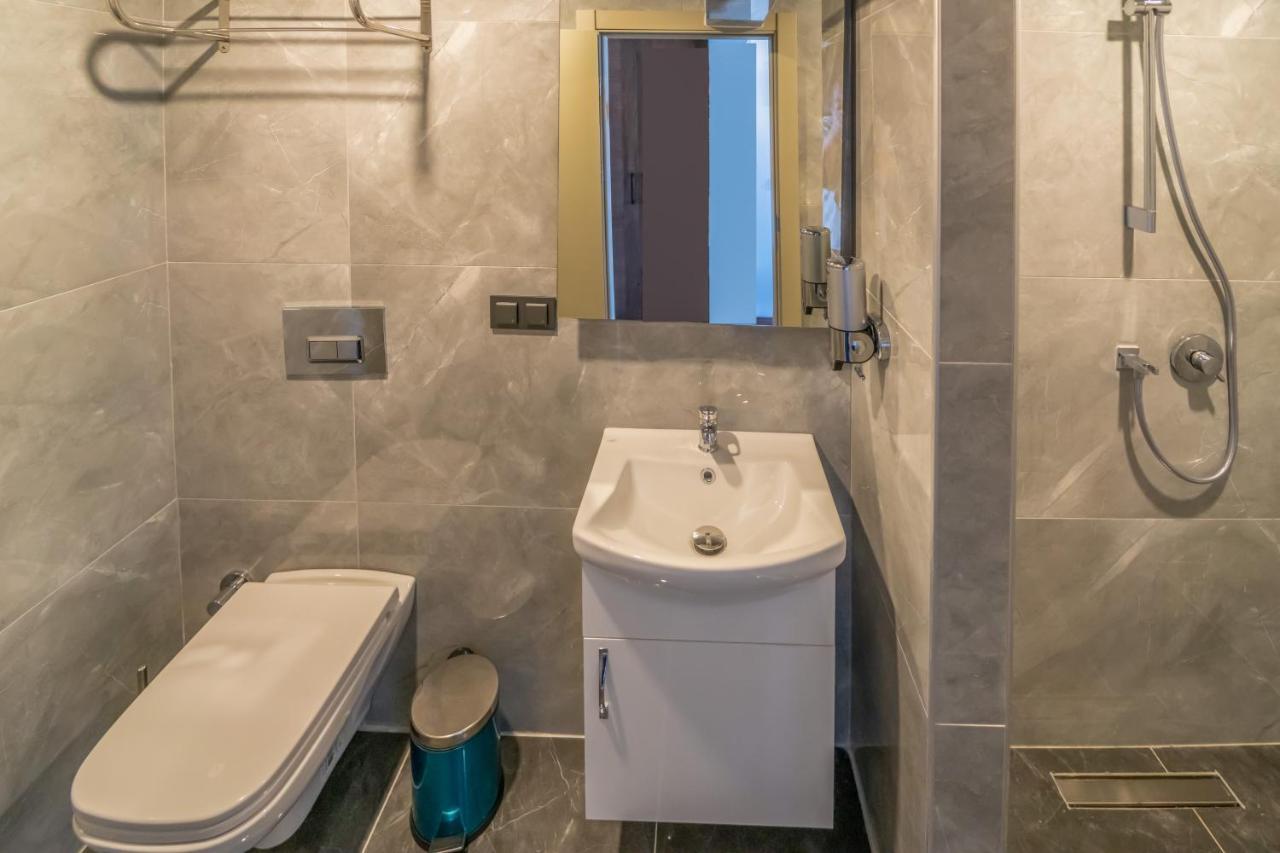 Torba Buk Hotel