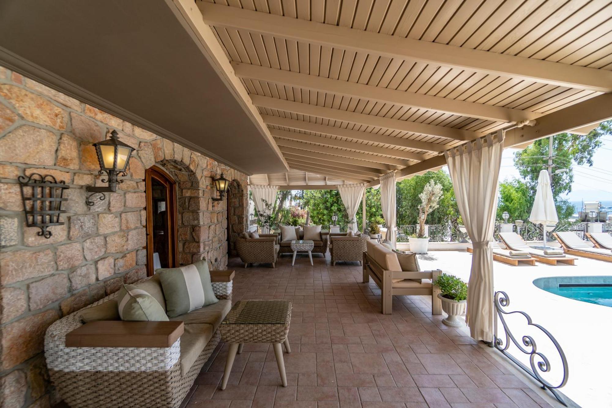 Manzara Boutique - Adults Only Hotel 3*