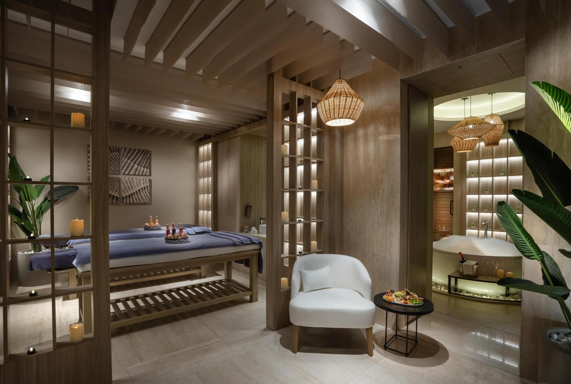 Kaya Palazzo & Residences Le Chic Hotel