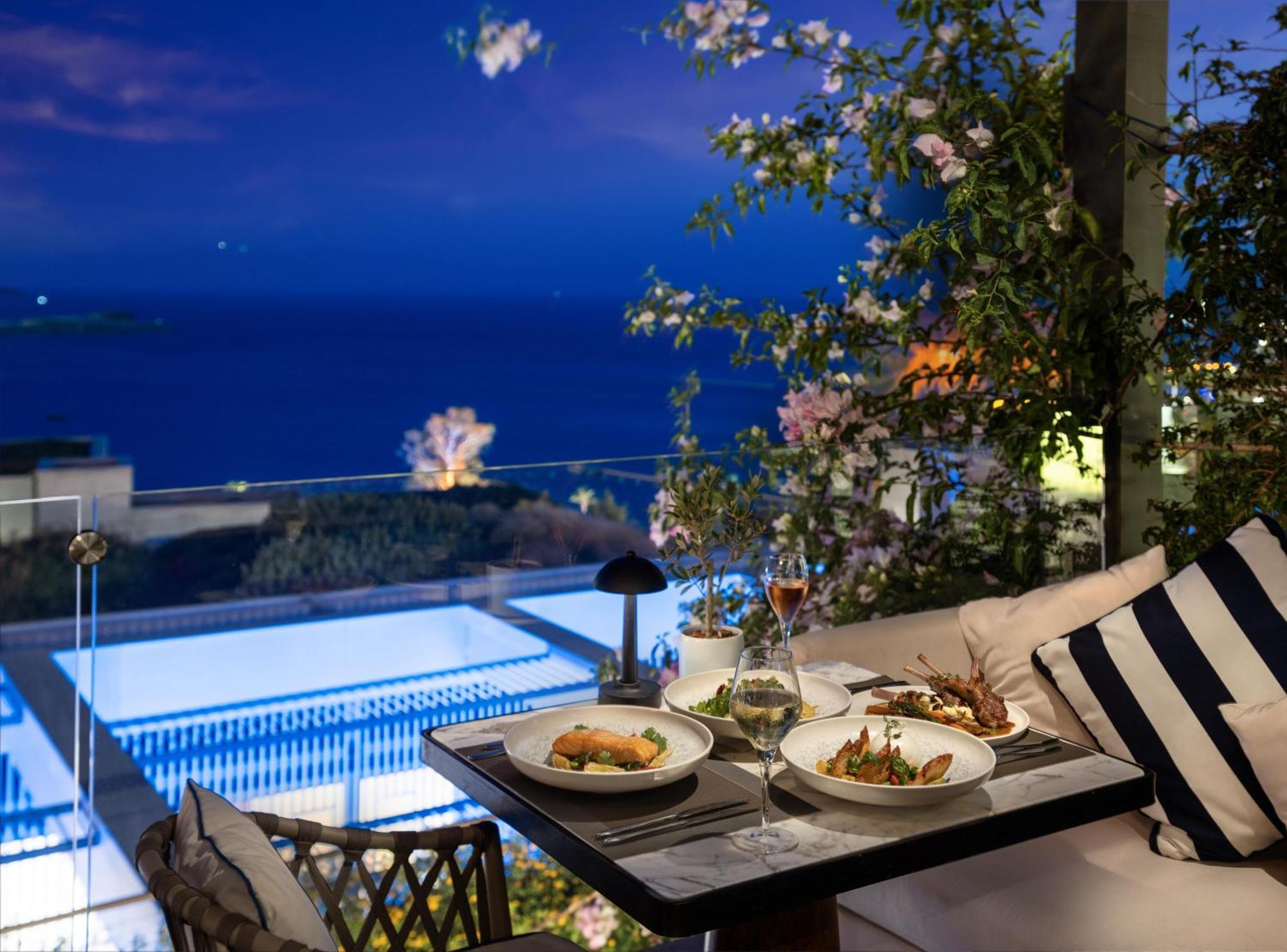 Hotel Kaya Palazzo & Residences Le Chic 5*
