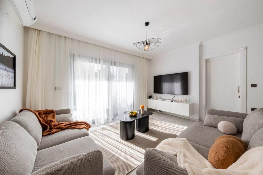 Apartment Brand New 2 Bedroom Modern Flat In Center *