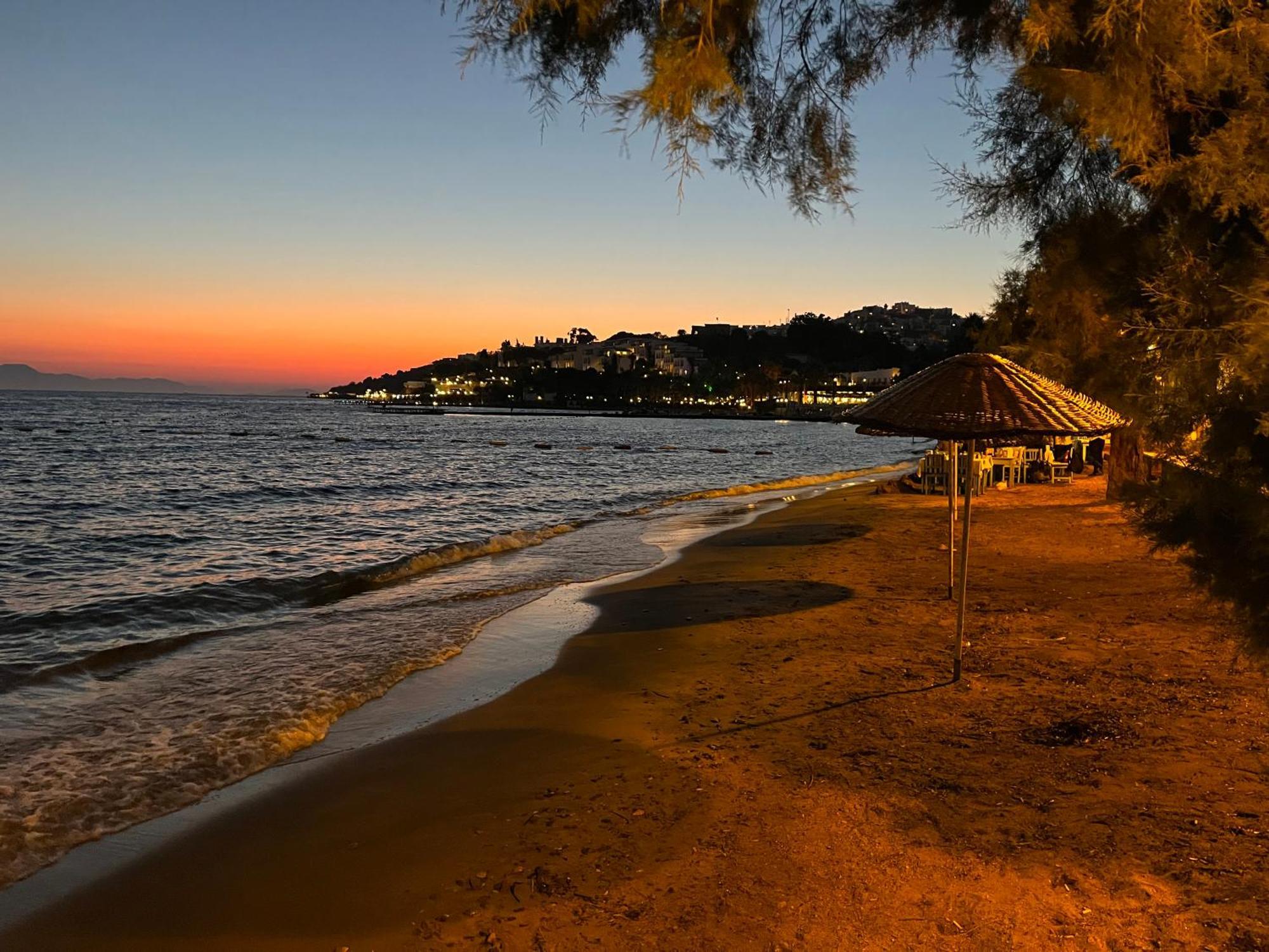 Villa Aylinda With Private Heated Pool *