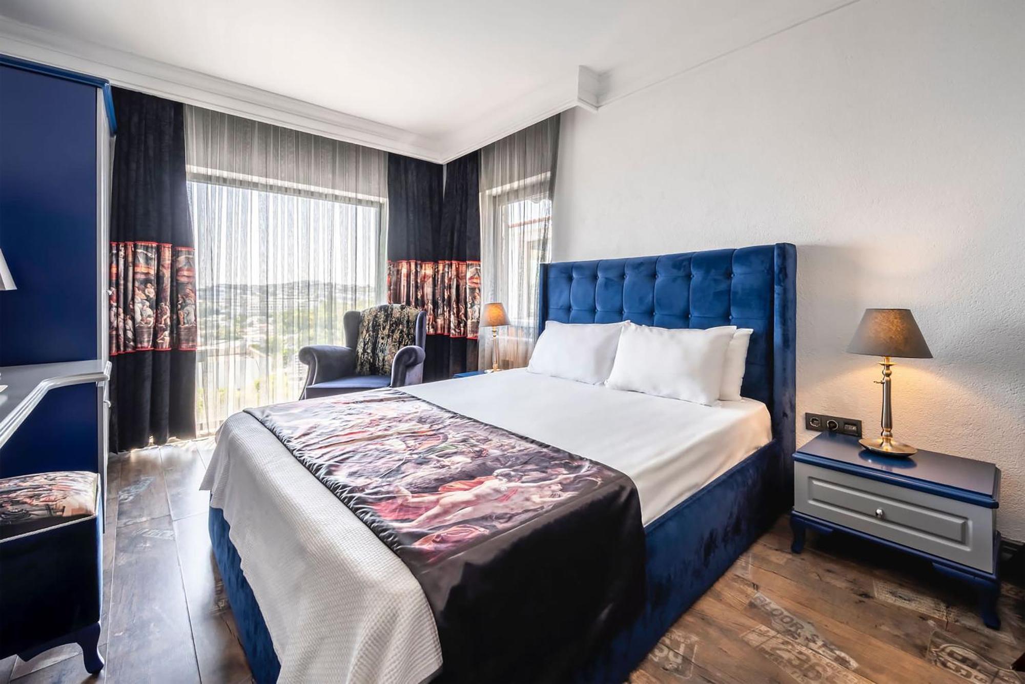 Art & Interiors Hotel Gumbet