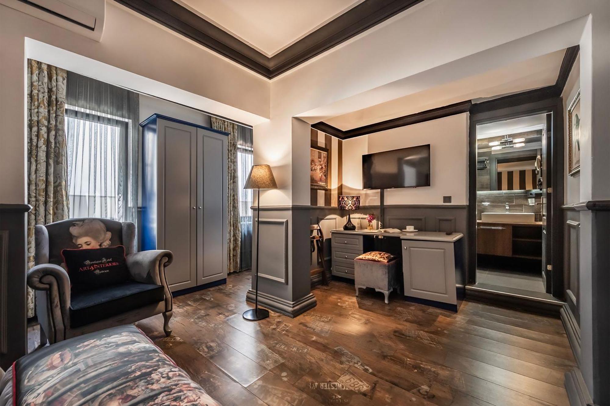 Art & Interiors Hotel Gumbet